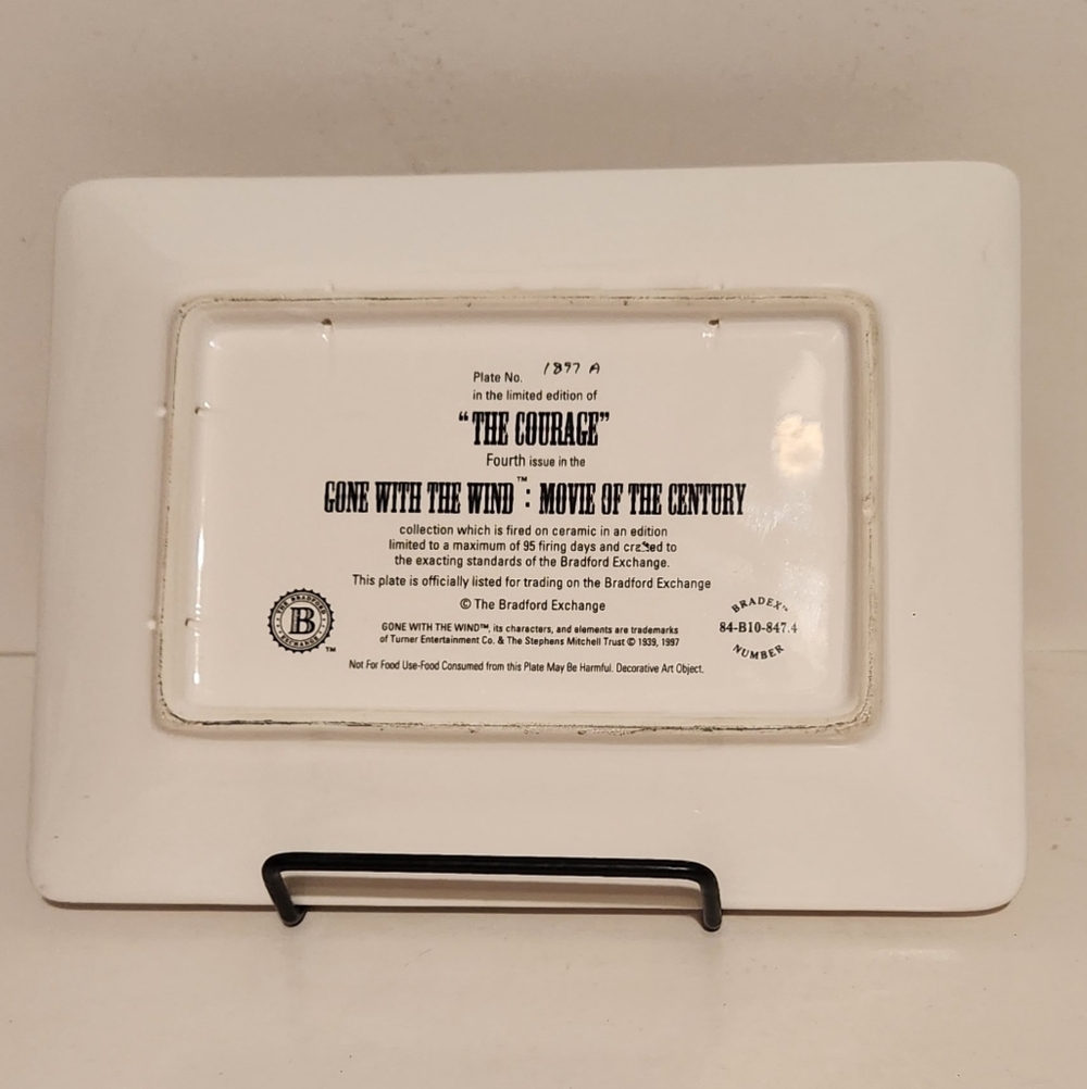 Set of 2 Gone with the Wind Rectangle Plates “The Courage” and “The Pass… - Picture 2 of 9